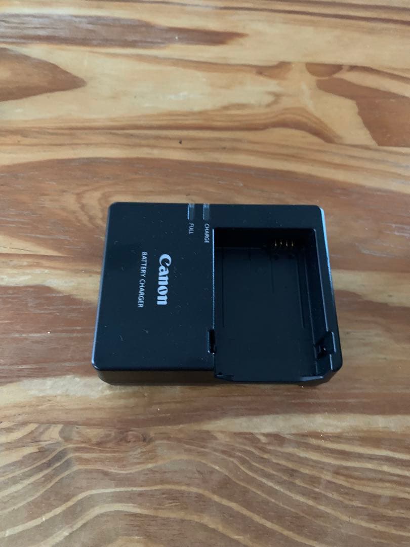 デジタルカメラ Canon EOS kiss x4