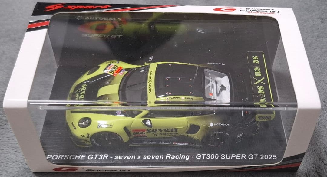 ミニカー Porsche911GT3R seven x seven GT300