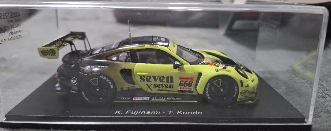 ミニカー Porsche911GT3R seven x seven GT300