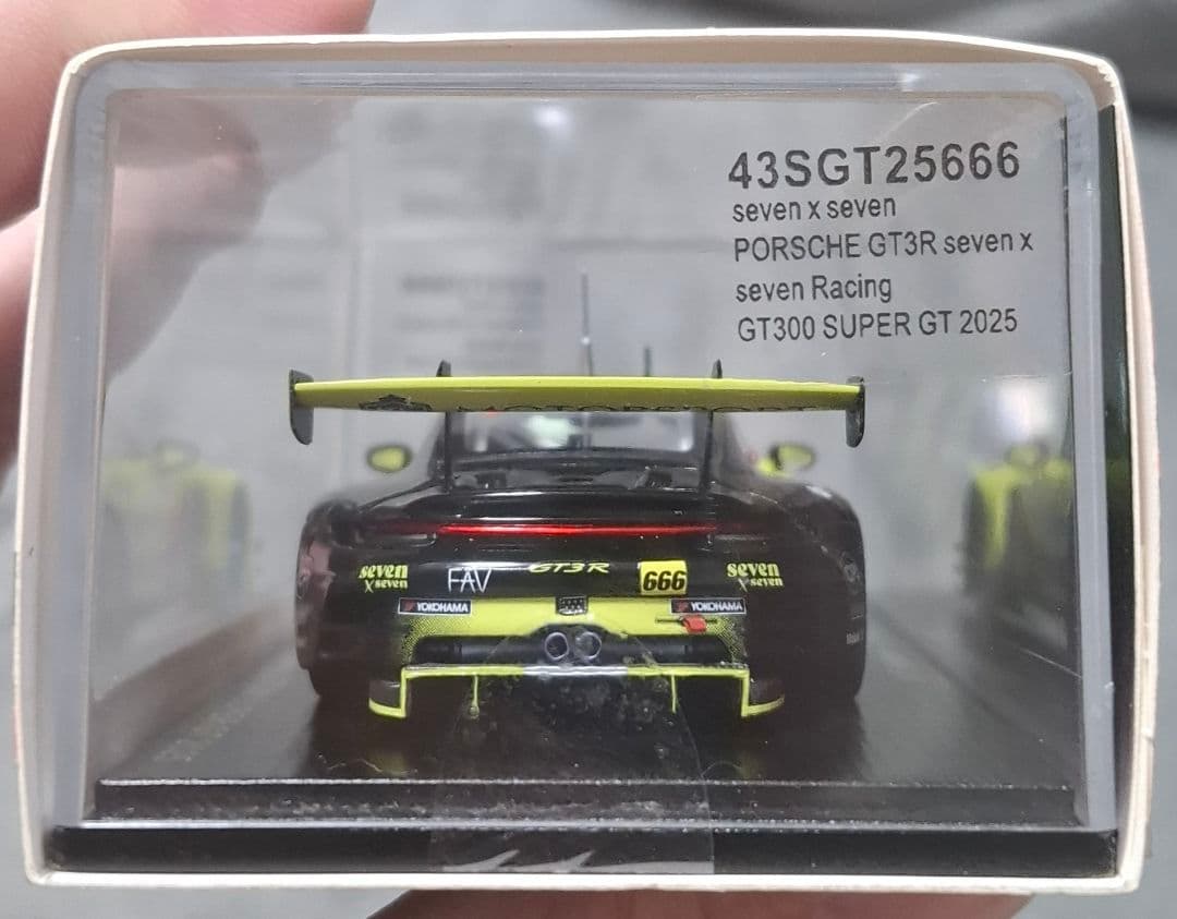 ミニカー Porsche911GT3R seven x seven GT300