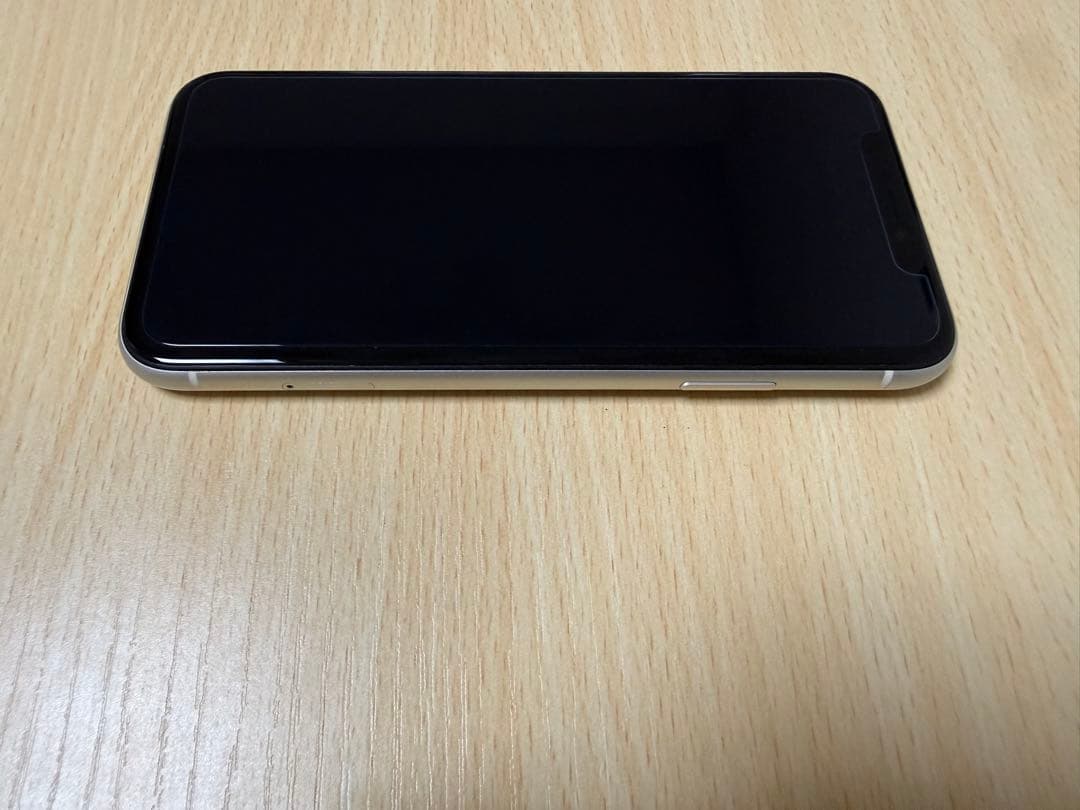 初期化済 Apple iPhone 11 64GB ホワイト SIMフリー