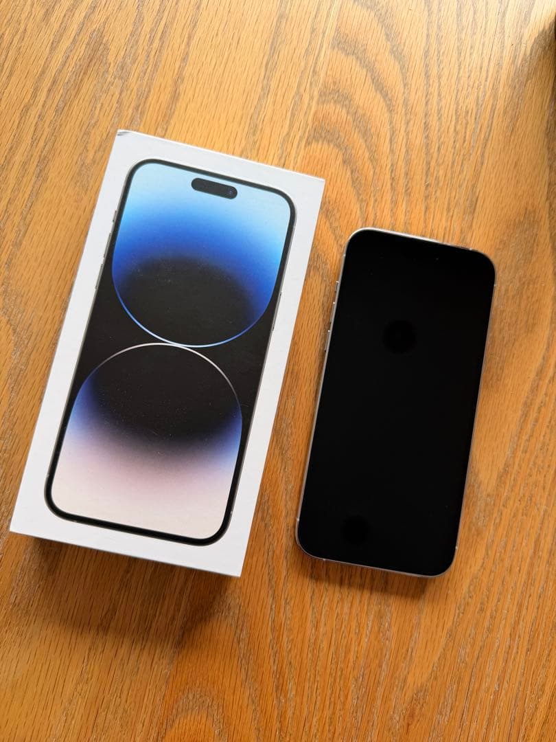 海外　Apple iPhone 14 Pro Max シルバー 本体 256GB