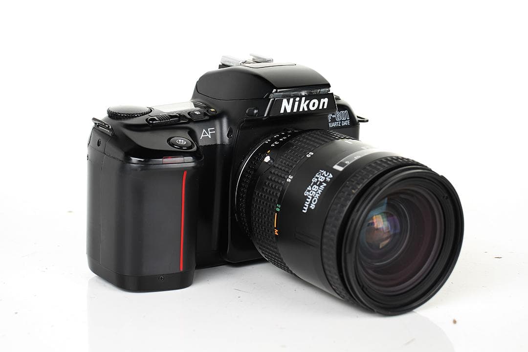 Nikon ニコン F-601 QUARTZ DATE 一眼レフカメラ