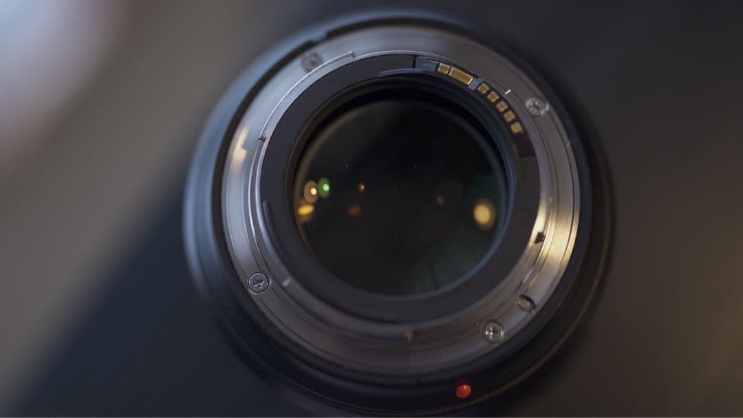 Canon EF 85mm f1.4L IS USM レンズ