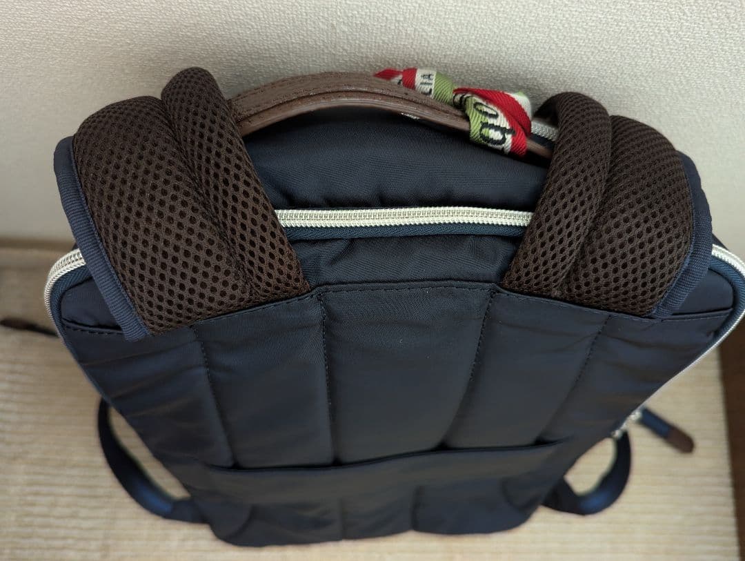 ⭐️新品未使用⭐️オロビアンコ 2層式 ビジネスリュック　 ナイロン製 　A4可