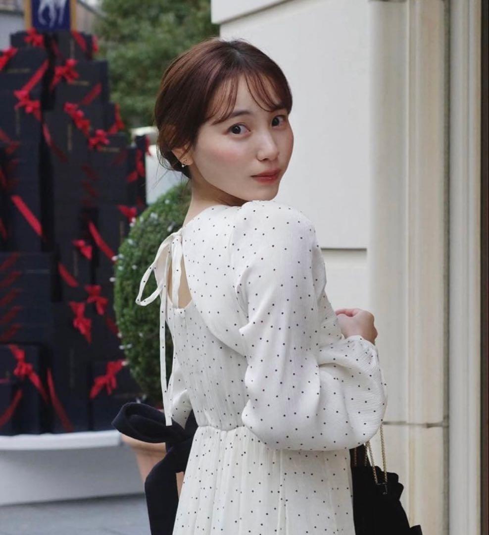 ワンピース Moon Glow Dot Pleated Dress white