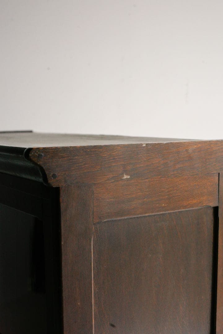 ガラス戸　収納棚　本棚　タモ材　シェルフ キャビネット　アンティーク　古家具