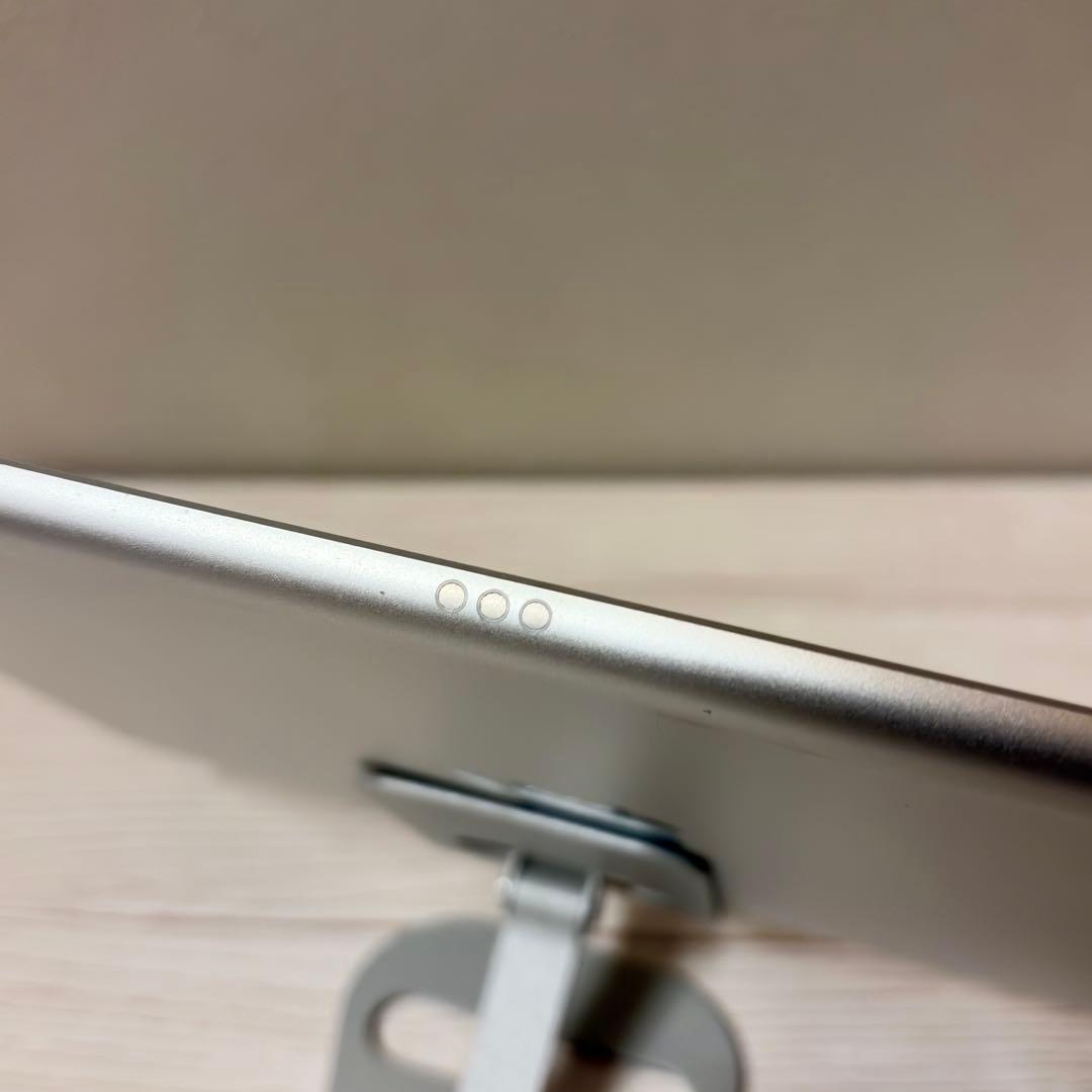 iPad 第9世代 10.2インチ 64GB Wi-Fi シルバー
