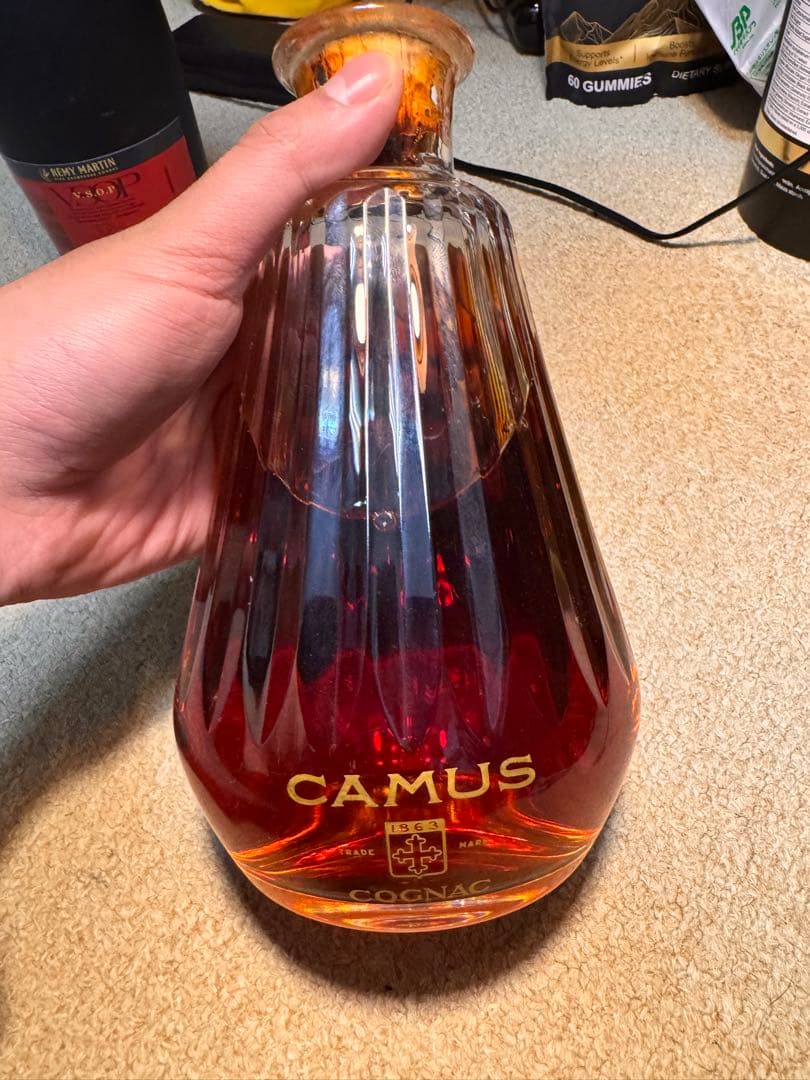 CAMUS コニャック 1863年製 クリスタルボトル