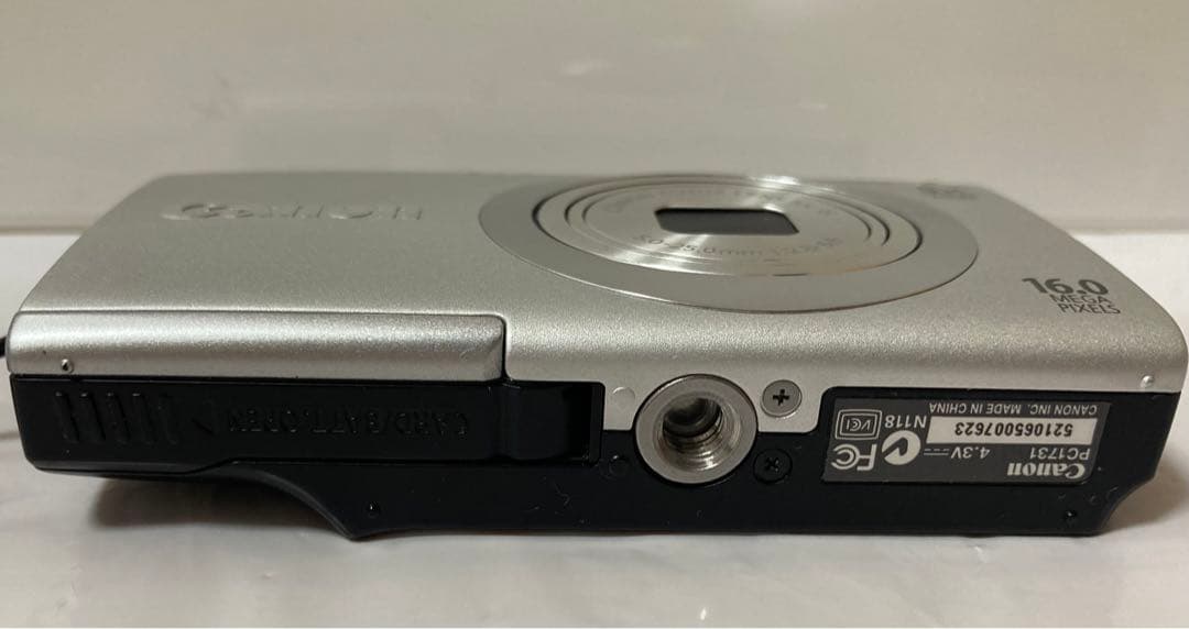 Canon PowerShot A2400 IS シルバー