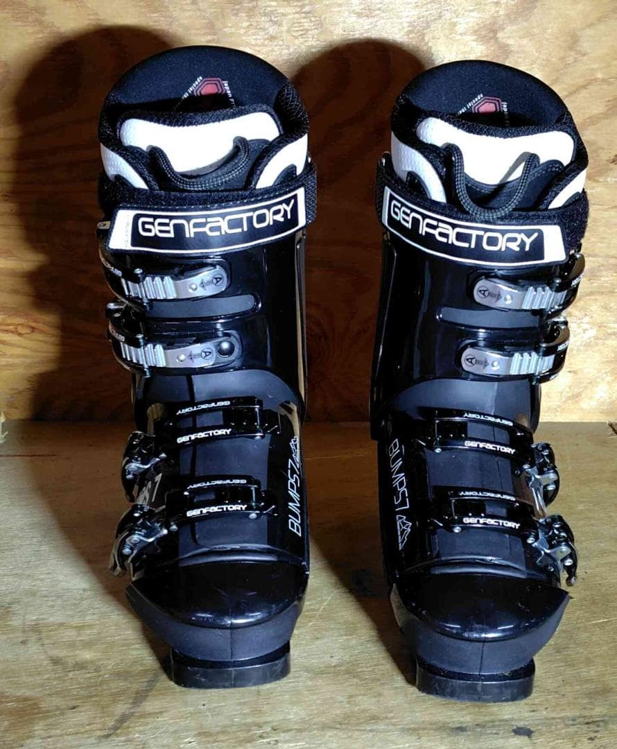 GENFACTORY スキーブーツ＜2022/2023＞ BUMPS7 値下げ