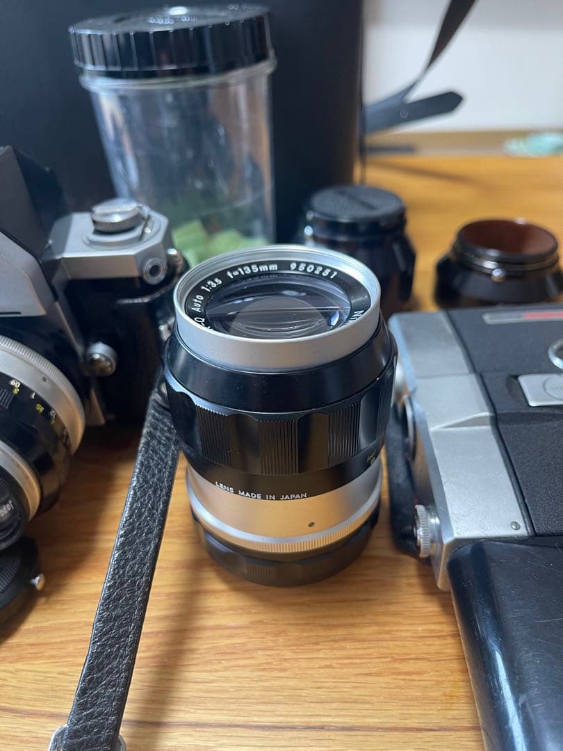 Nikon F ・フィルム一眼レフ・カメラセット