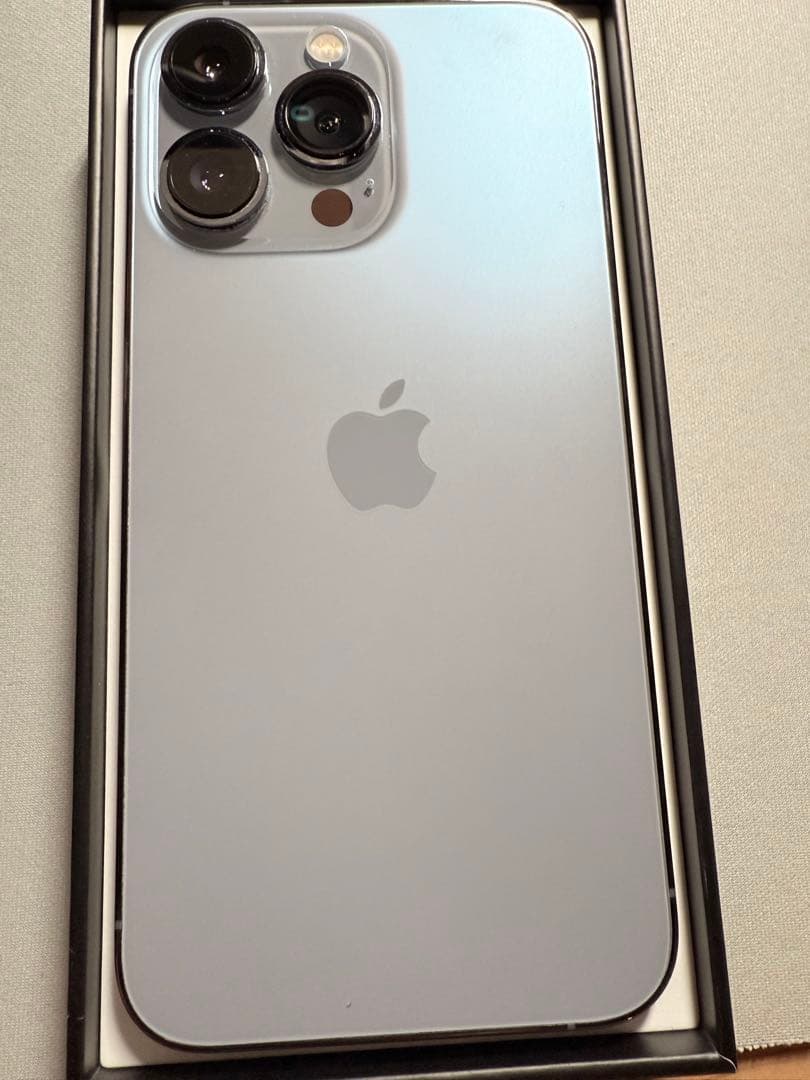 【2/8（金）まで出品予定】iPhone13Pro 128GB シエラブルー