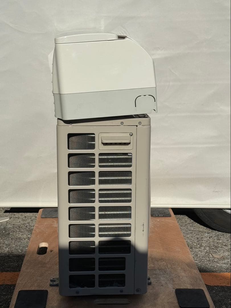 大阪府限定　シャープ　エアコン　AY-H28TD 2018年　10畳用　取付込み