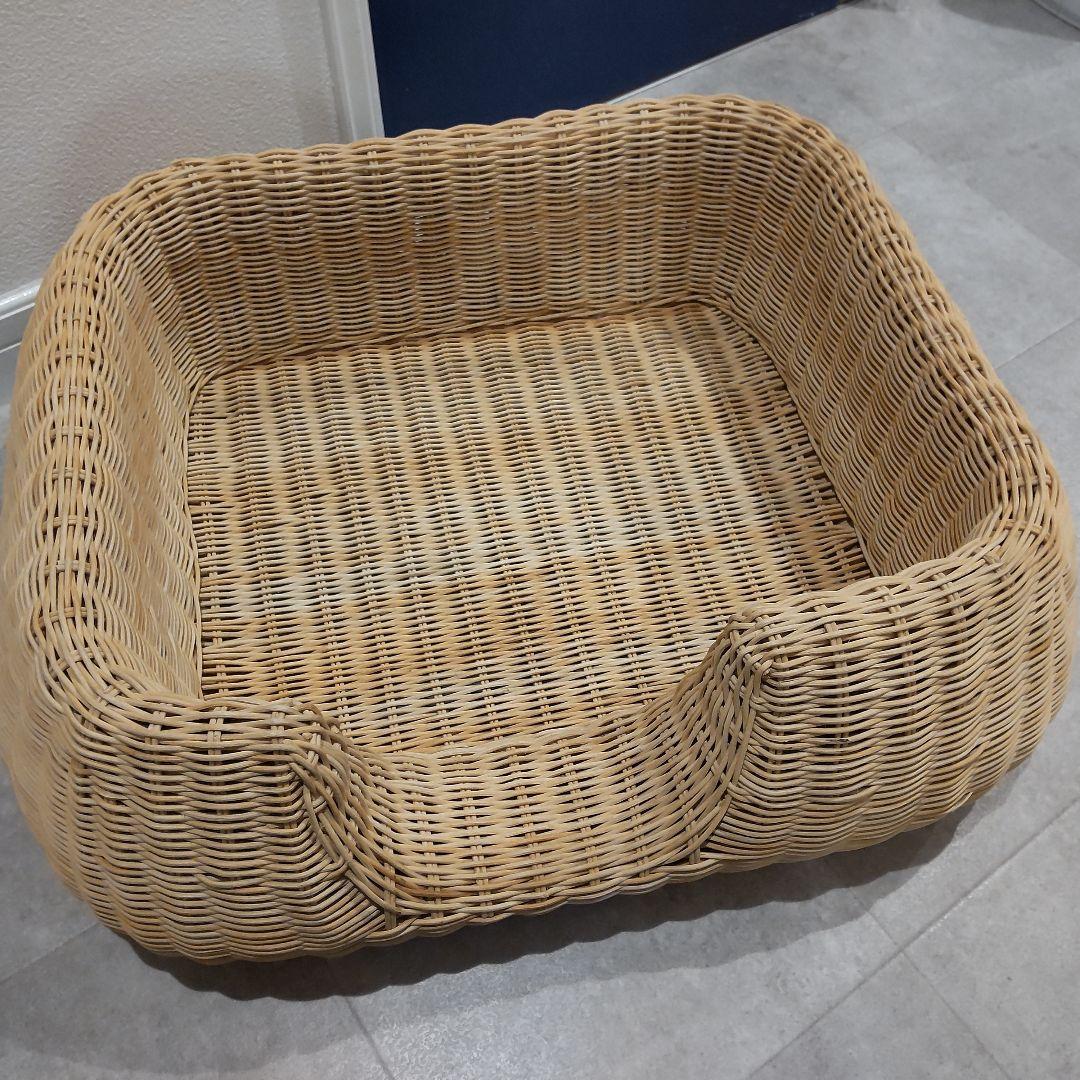 ＳＦＥＲＡ ラタン製 ペットベッド 小型用 美品!!