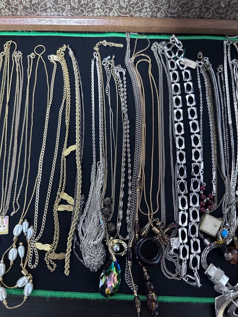 と*い様 遺品整理　アクセサリー多数　刻印有無混在・素材不明