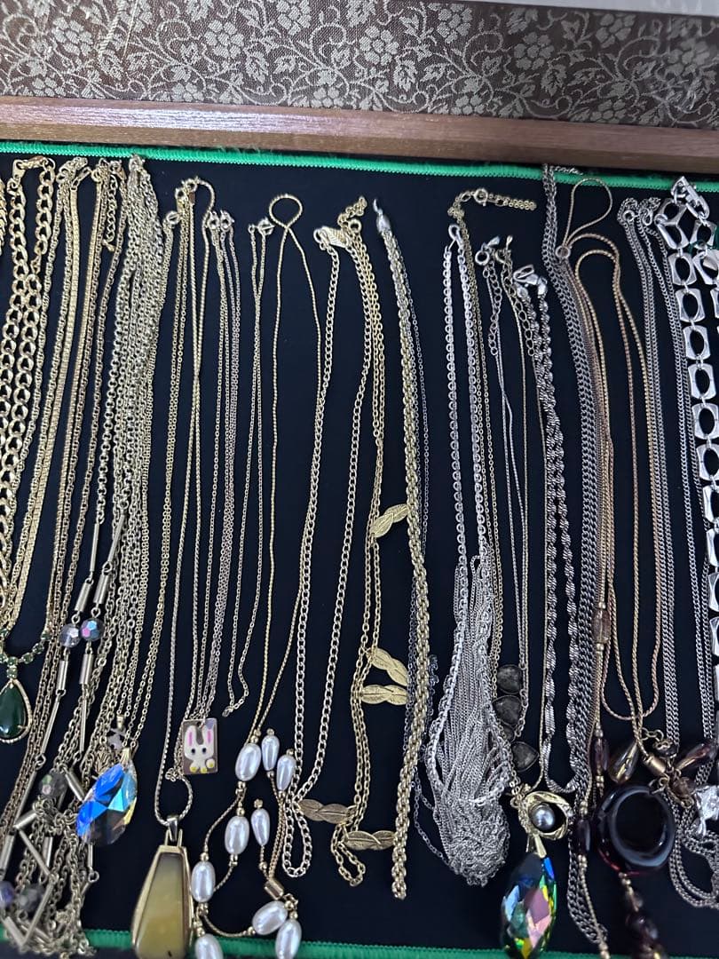 と*い様 遺品整理　アクセサリー多数　刻印有無混在・素材不明