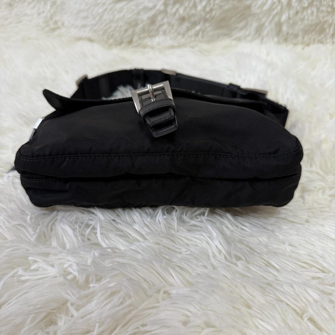 Clauvia様✨PRADA プラダ ボディバッグ ウエストバッグ 三角ロゴ