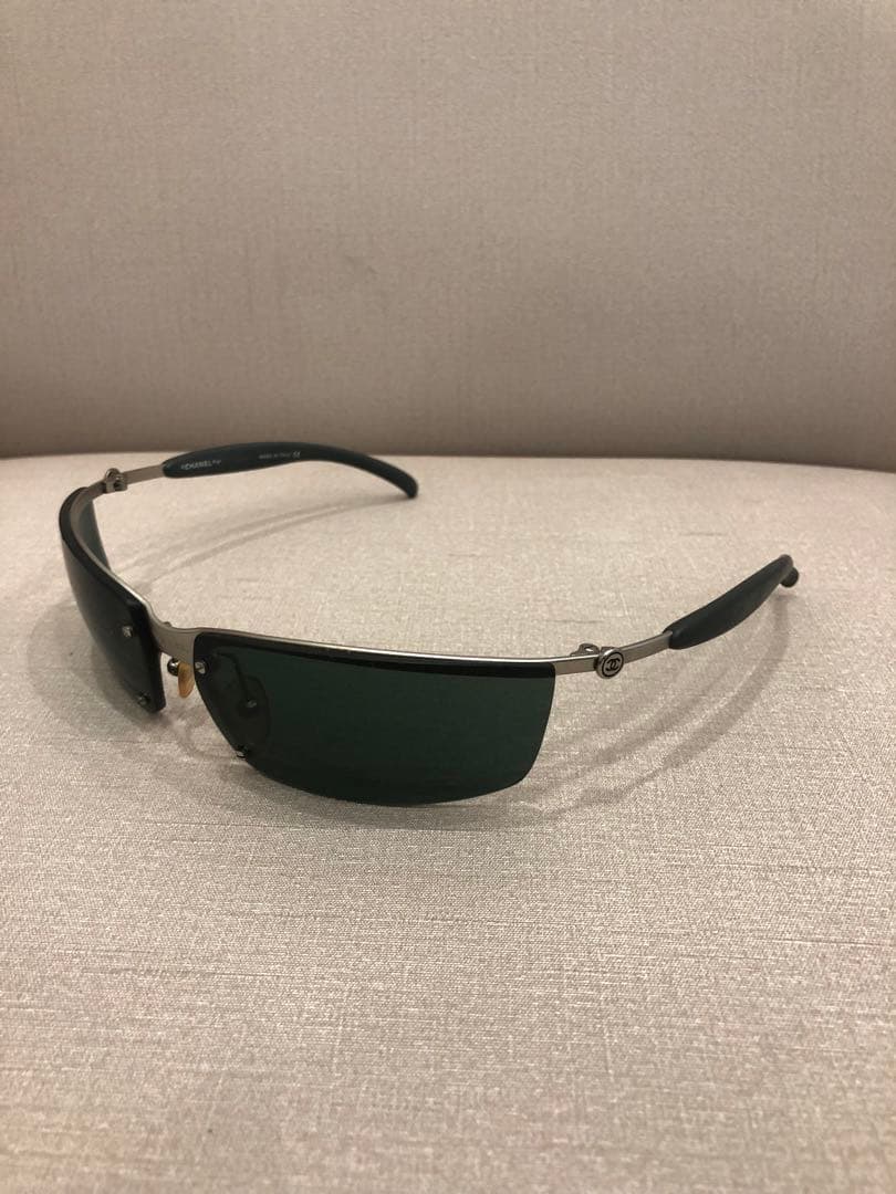 CHANEL シャネル　サングラス　ココマーク　4008 67◻︎14 115