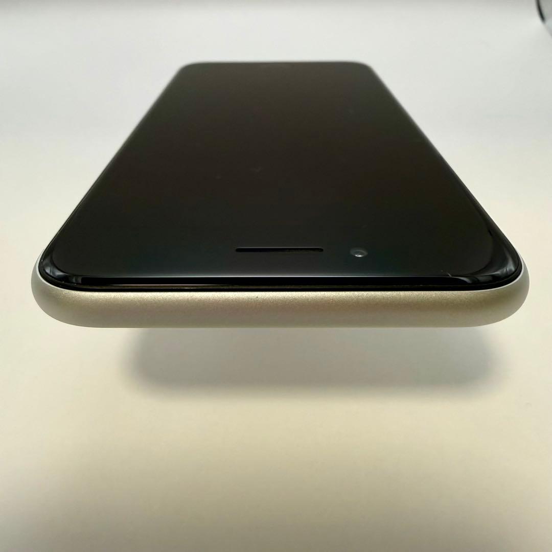 【美品】 iPhone SE2 64GB 第2世代 バッテリー100%