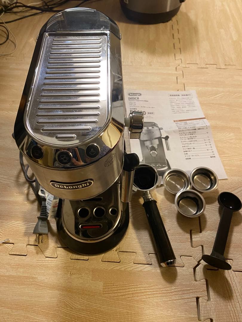 デロンギ EC680 エスプレッソマシン　カプチーノメーカー デディカ シルバー