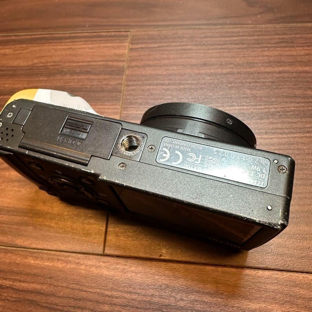 RICOH Caplio GX100 デジカメ 2437