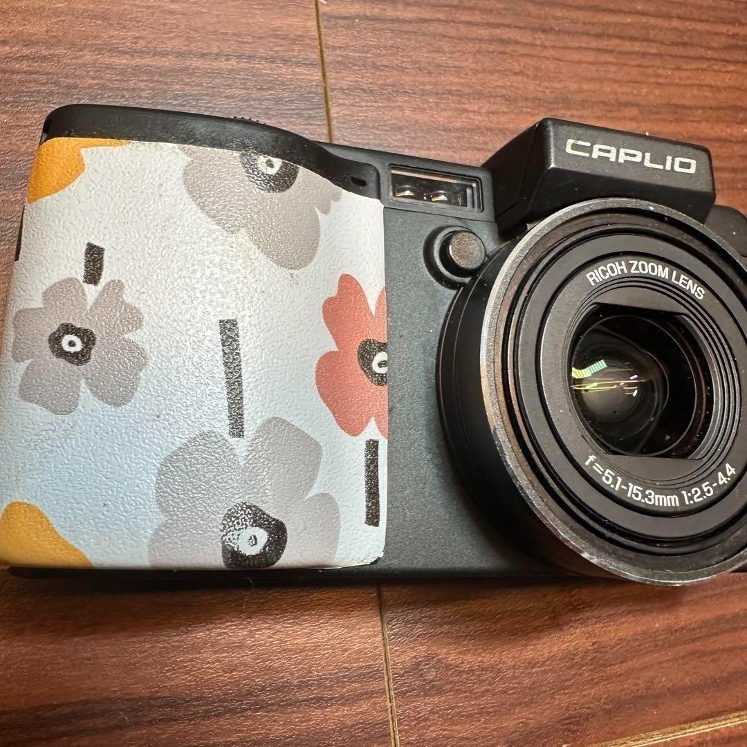 RICOH Caplio GX100 デジカメ 2437
