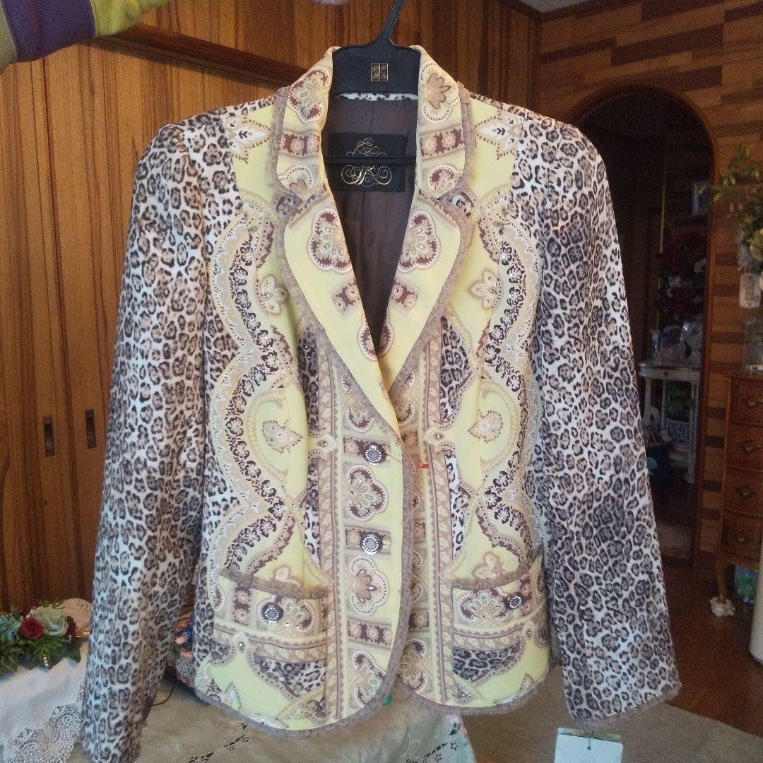 伊太利屋　ヒョウ柄 テーラードジャケット