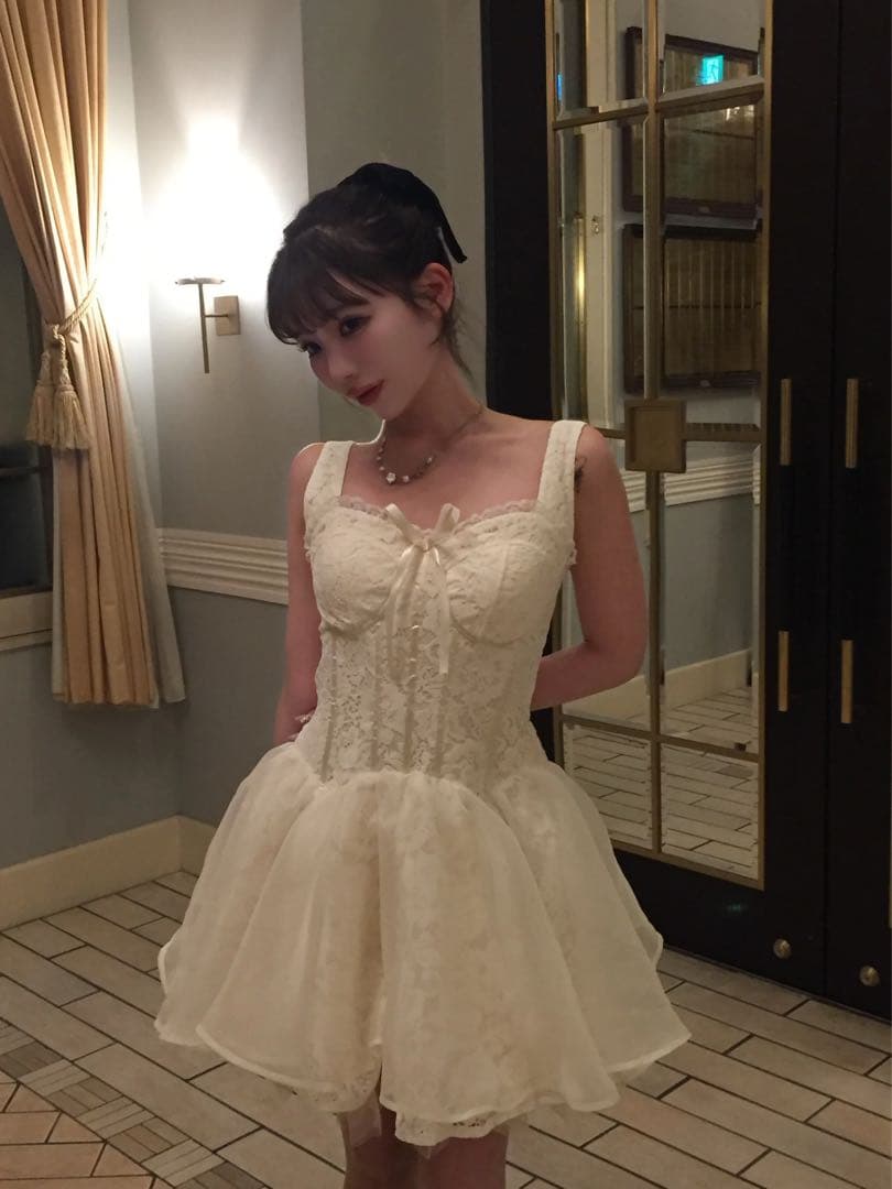 Treat Ürself 完売ドレス 新品未使用 タグ付き　おまけ付き