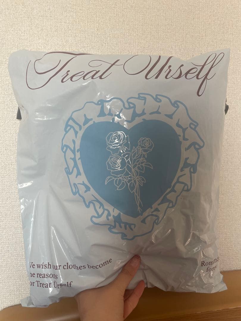 Treat Ürself 完売ドレス 新品未使用 タグ付き　おまけ付き