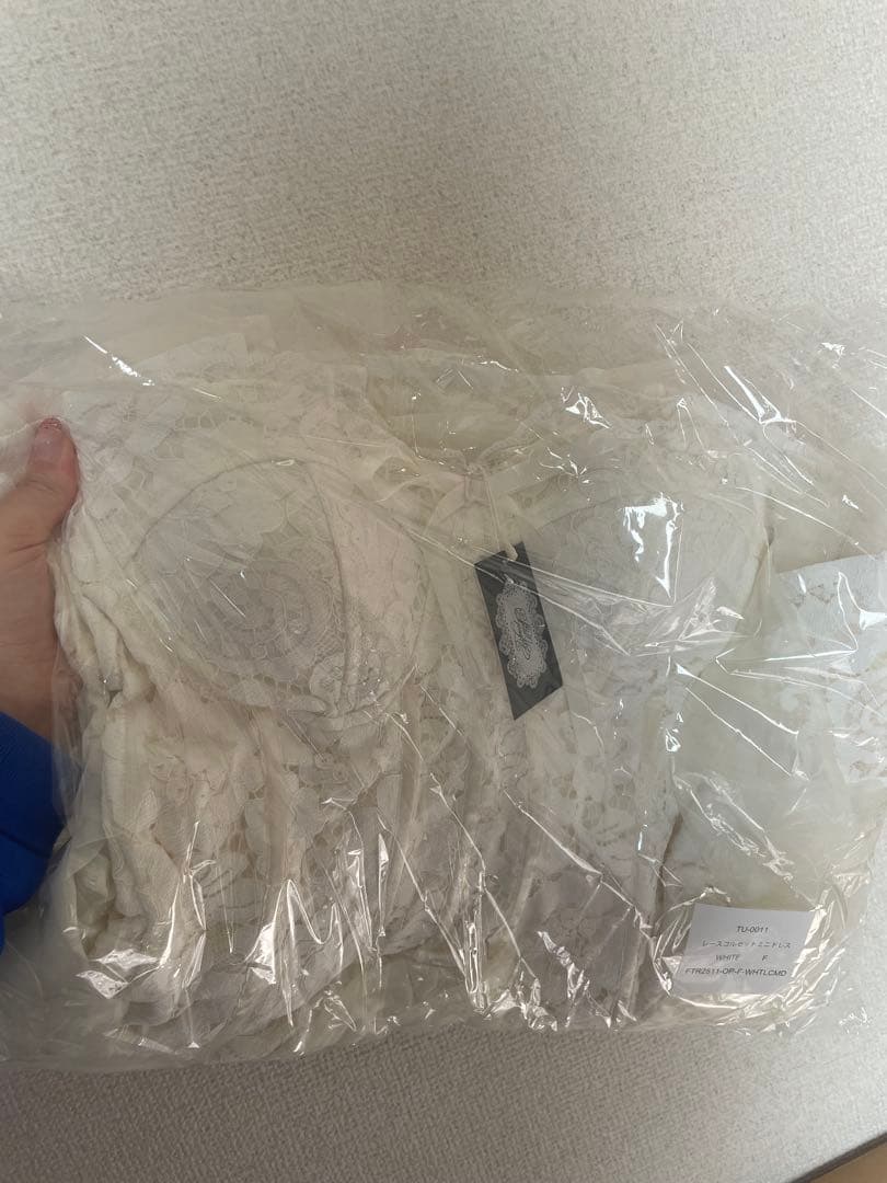 Treat Ürself 完売ドレス 新品未使用 タグ付き　おまけ付き