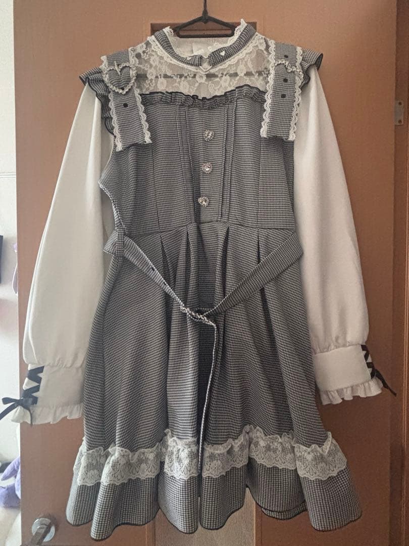 ハートチョーカーベルトレースワンピース　DearMyLove