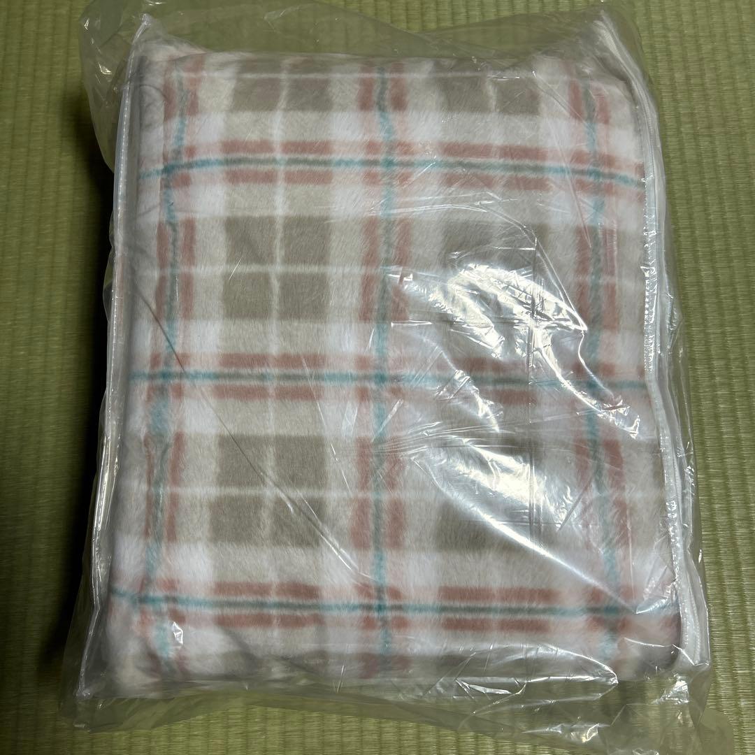 【新品未開封】アフタヌーンティーリビング　毛布　タータンチェック柄　アイボリー
