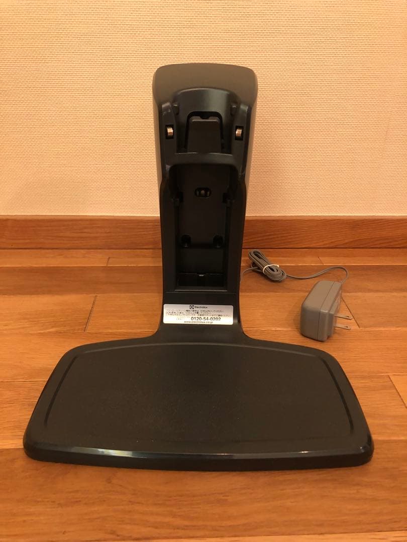 ちぇりさん専用。美品！ エレクトロラックス掃除機 ZB3325B 価格相談OK！