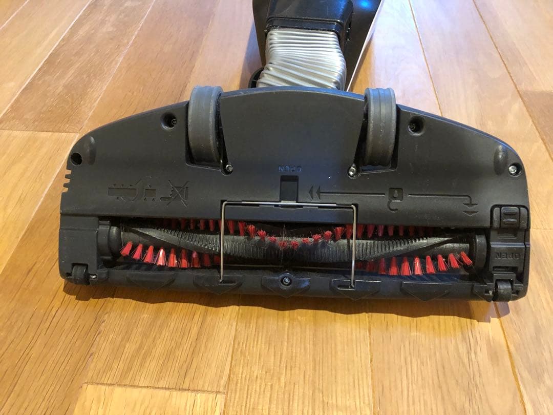 ちぇりさん専用。美品！ エレクトロラックス掃除機 ZB3325B 価格相談OK！