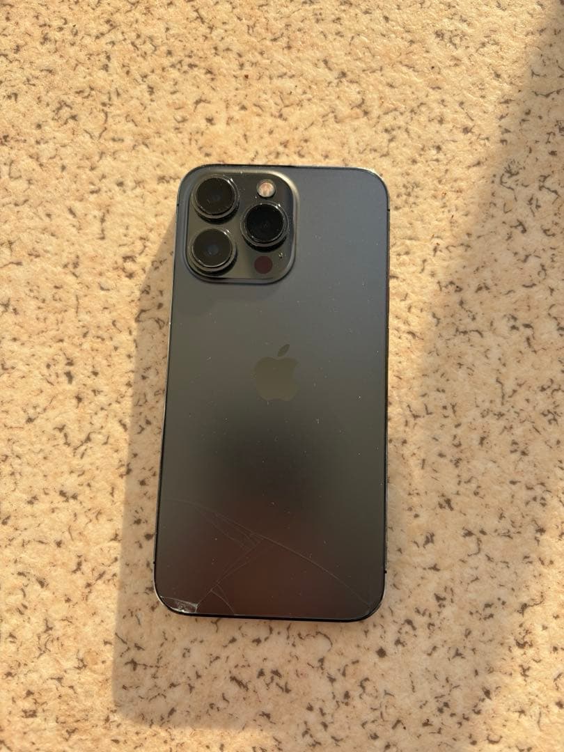 スマートフォン本体 iPhone13pro 256GB