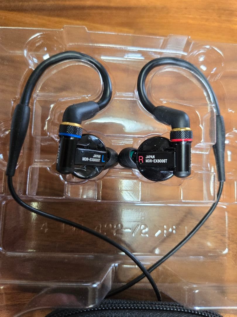 みゆSONY MDR-EX800ST 交渉お気軽　ステレオイヤーレシーバー