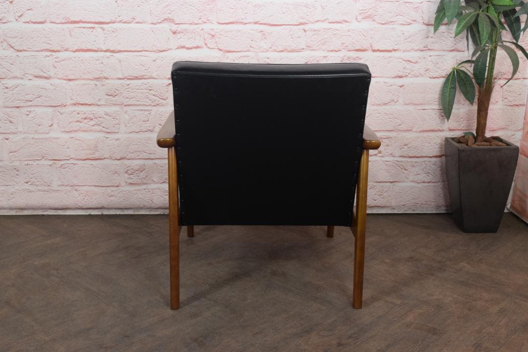 展示品　カリモク60 Kチェア スタンダードブラック　 W36170BW　19D