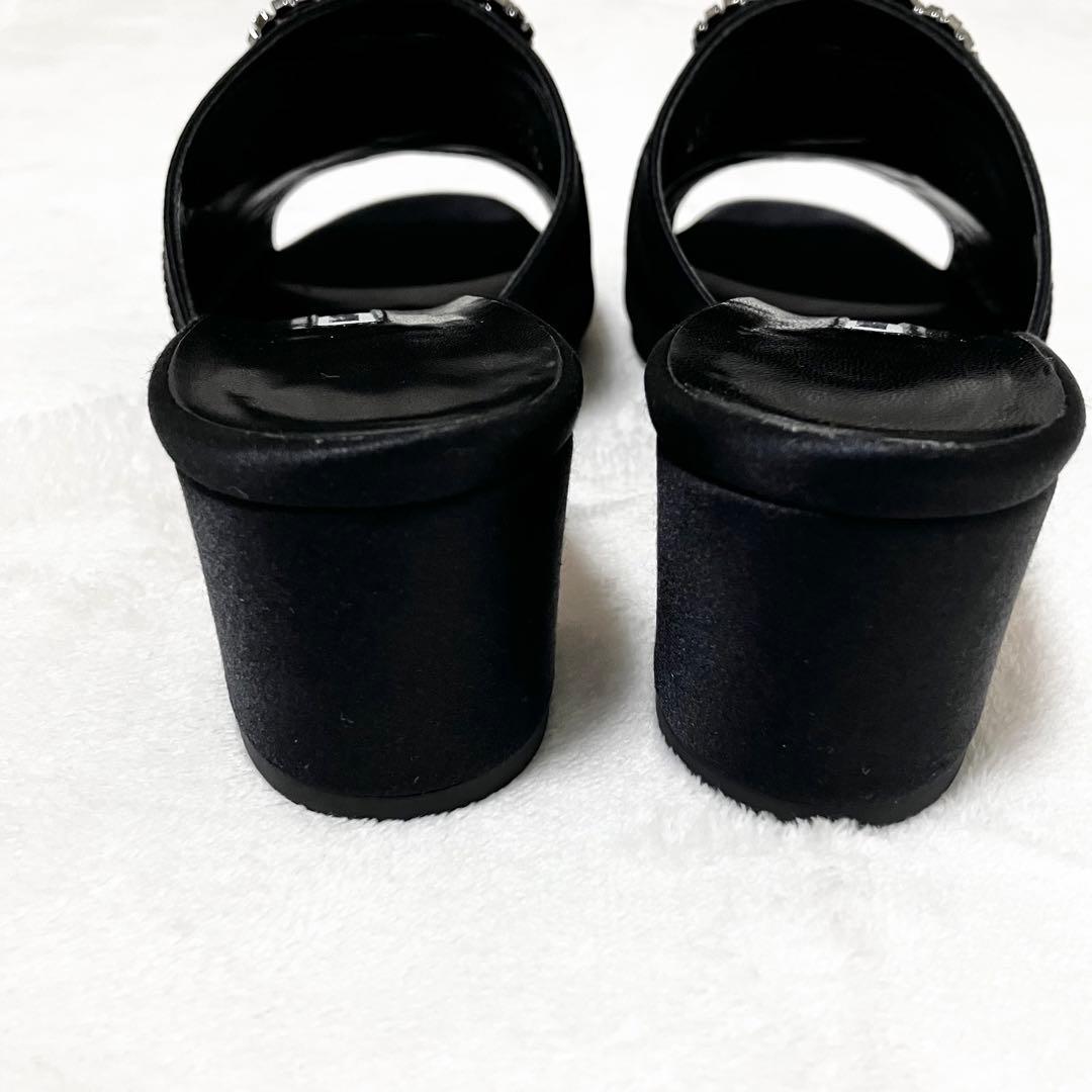 ★美品★マノロブラニク　ハンギシ　ミュール　サンダル　ブラック　35 ビジュー