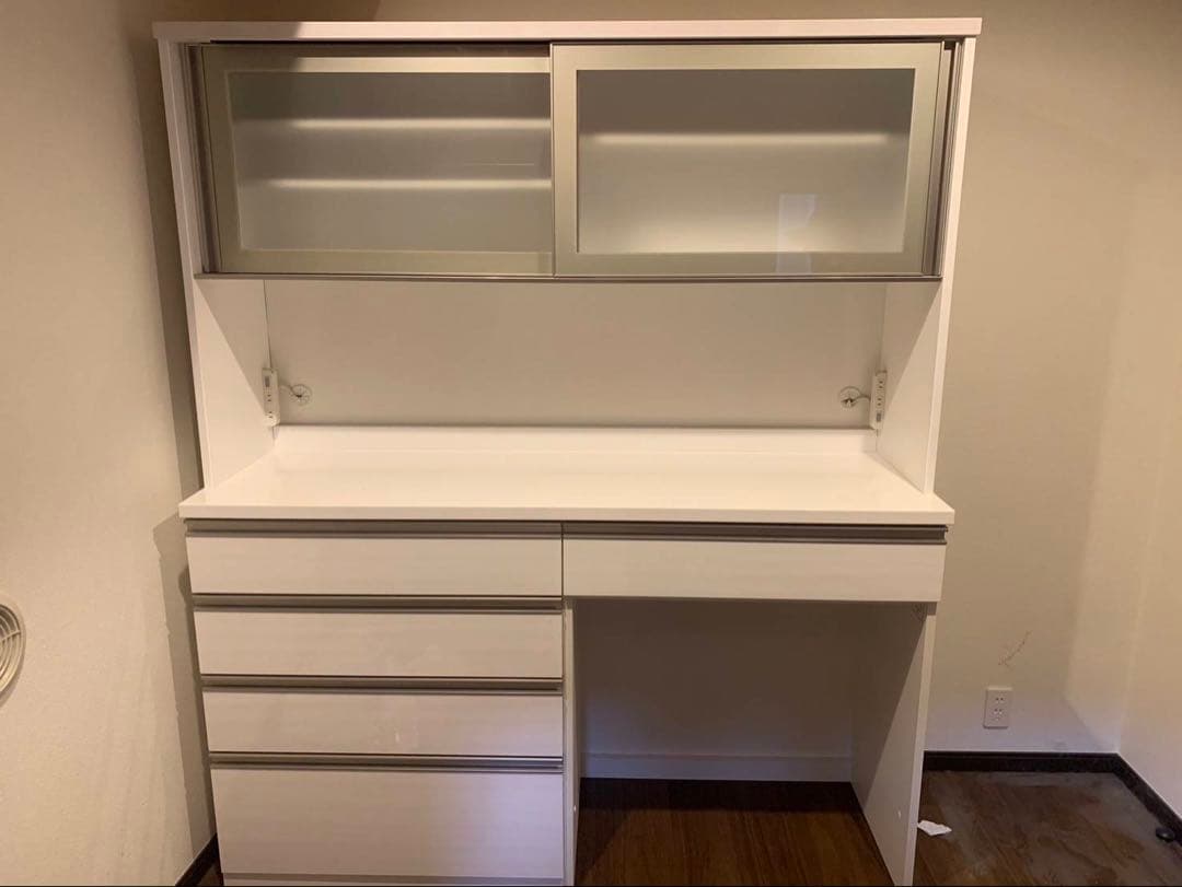 ＊東京都付近限定品＊NITORI キッチンボード 食器棚 リガーレ160