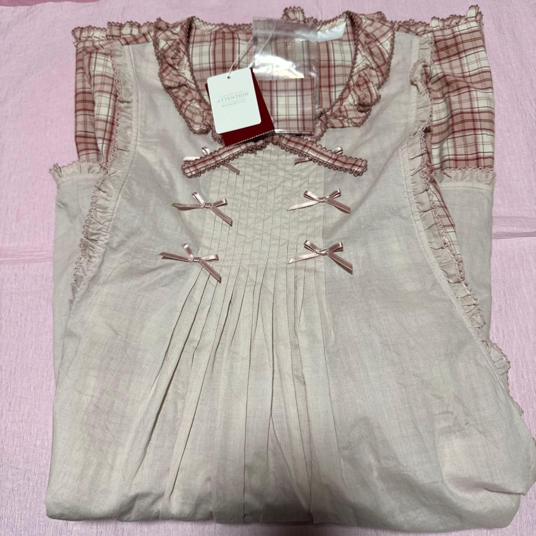 新品未使用　ピンクハウス　バラ園うさぎチュニック ピンク系