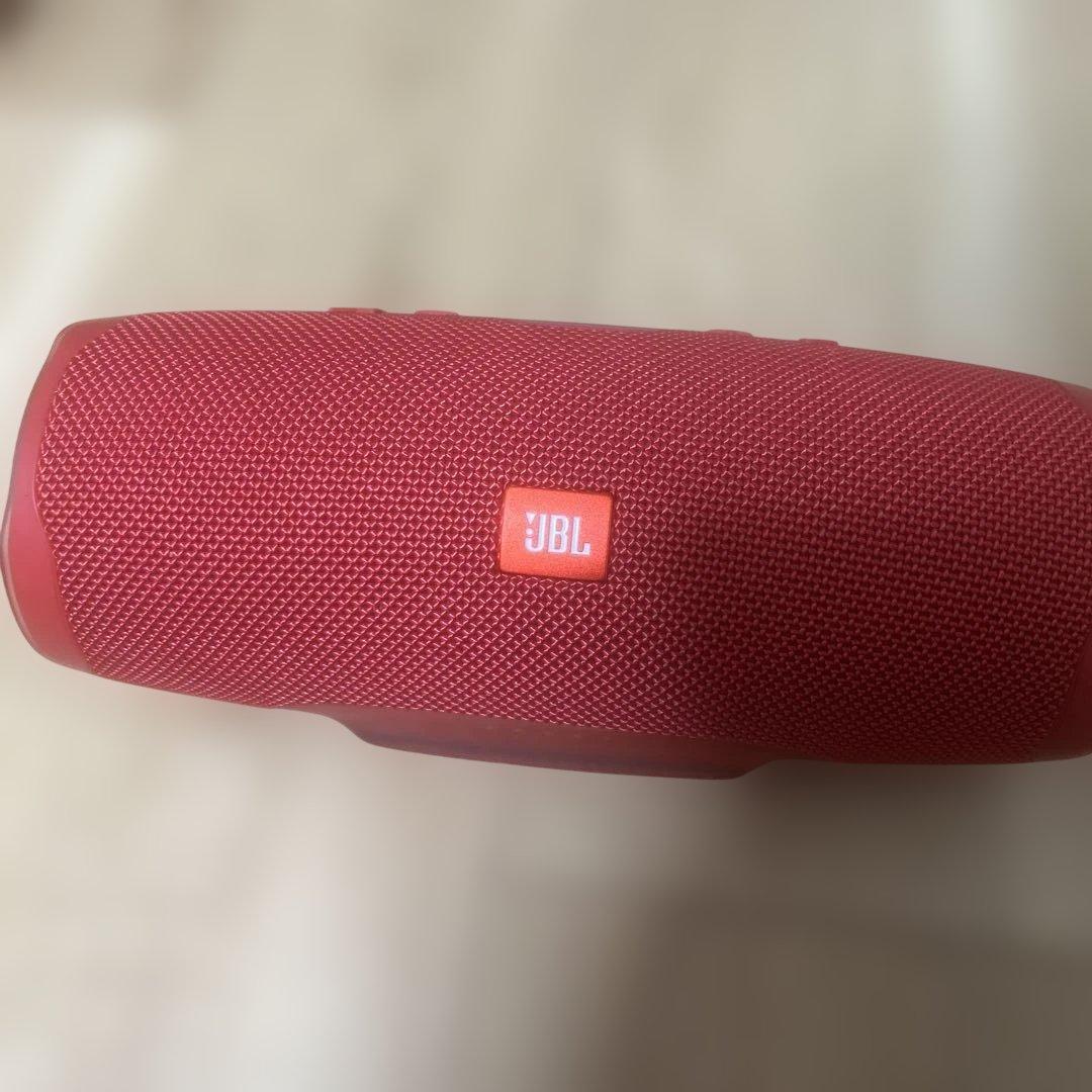 JBL Charge 4 レッド ワイヤレススピーカー
