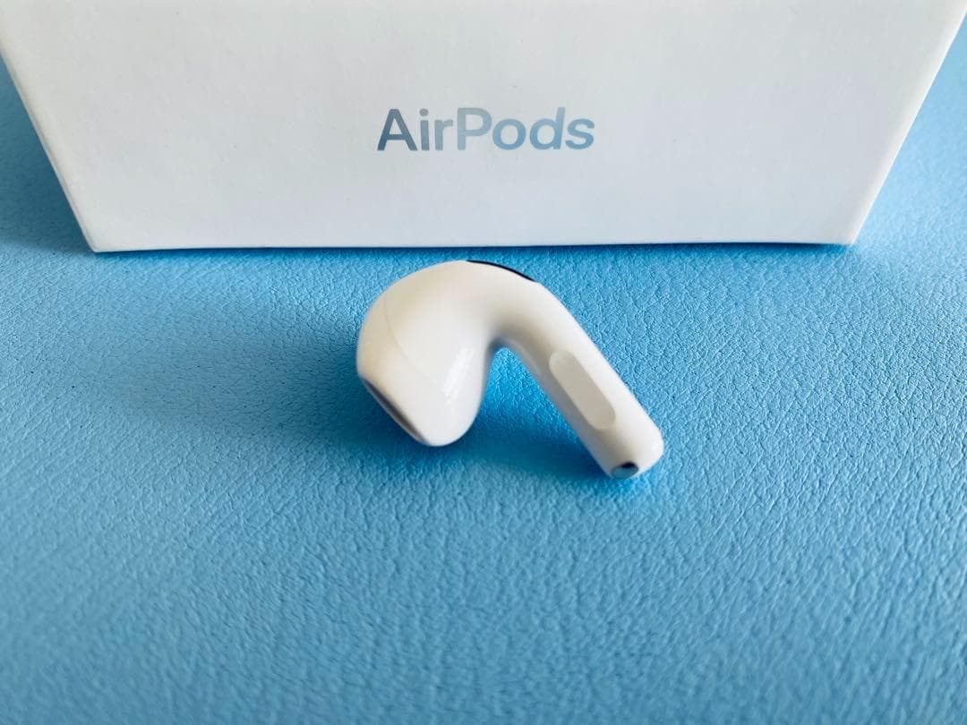 AirPods 第4世代 L片耳 左耳のみ イヤホン A3056 UJFW