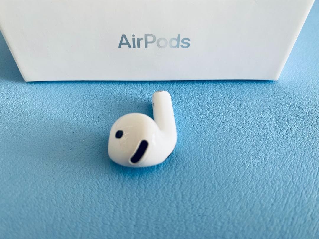 AirPods 第4世代 L片耳 左耳のみ イヤホン A3056 UJFW