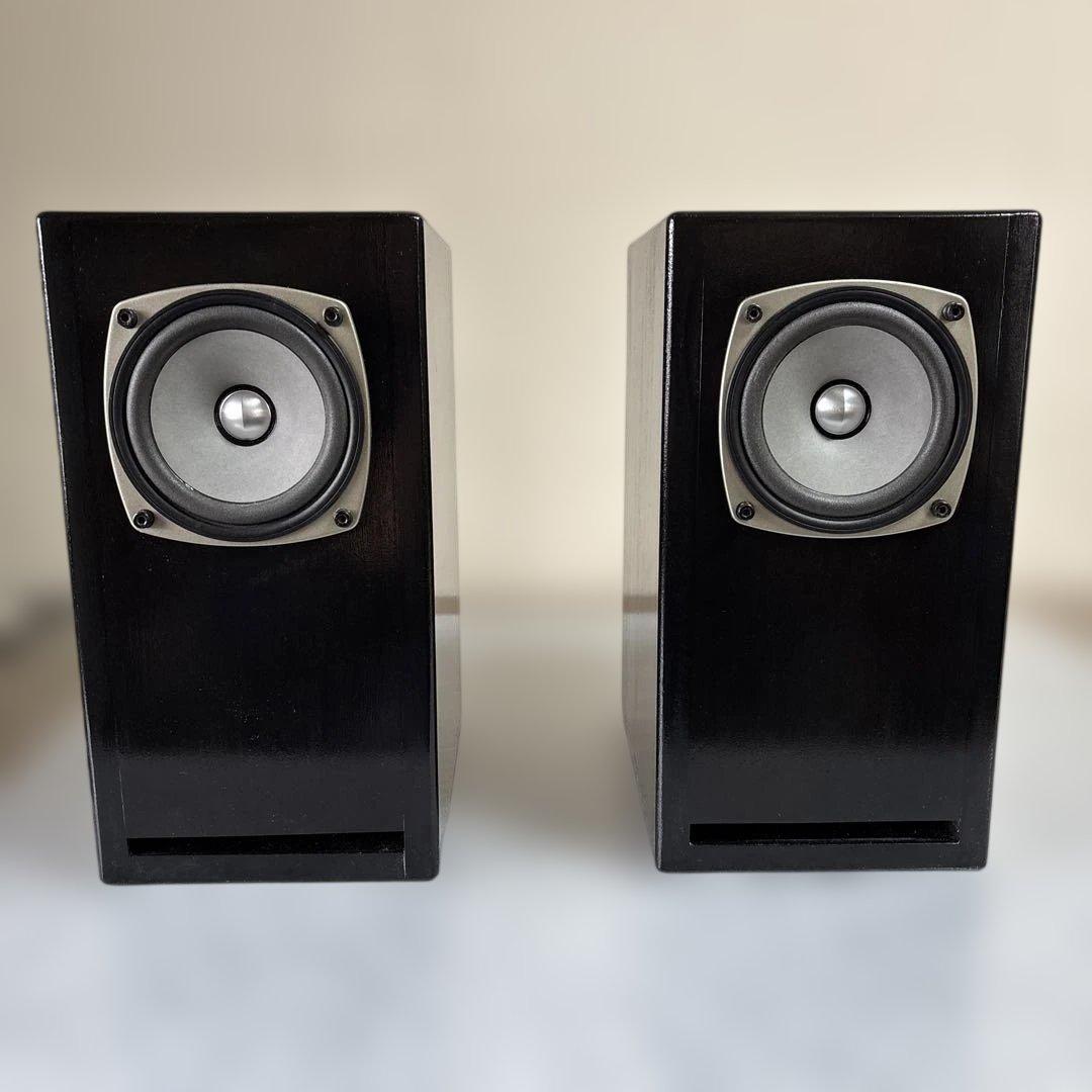 自作バスレフ型スピーカー　fostex ff105wk搭載
