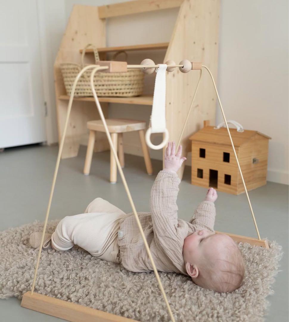 &meべビージム（べージュ）