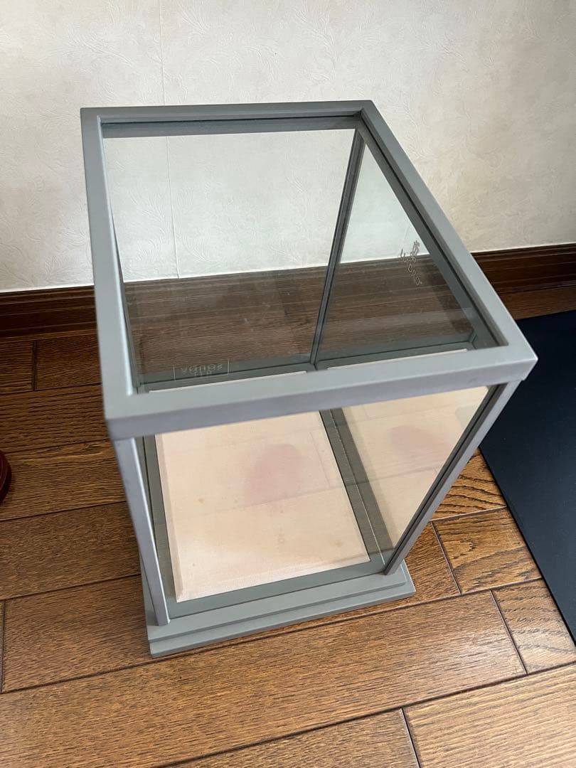LLADRÓ リヤドロ ガラスケース グレー　背面ガラス