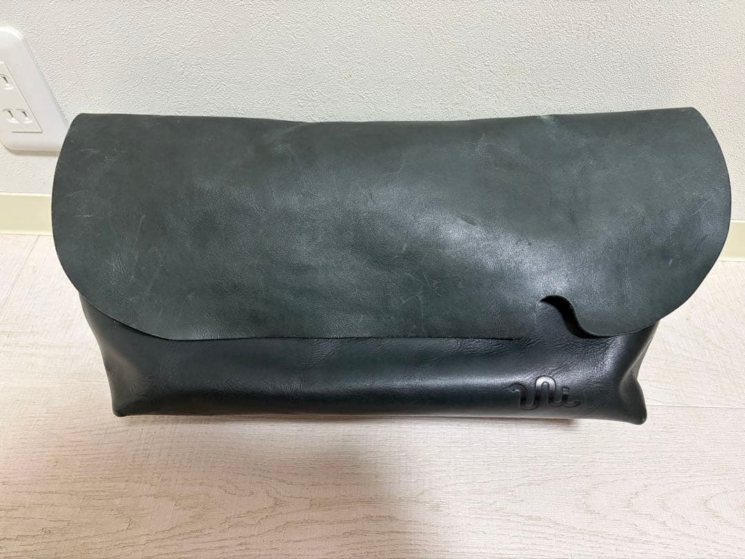 【良品】uni&co／レザーメッセンジャーバッグ