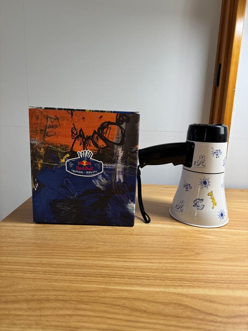 【King Gnu 】メガホンスピーカーRed Bull