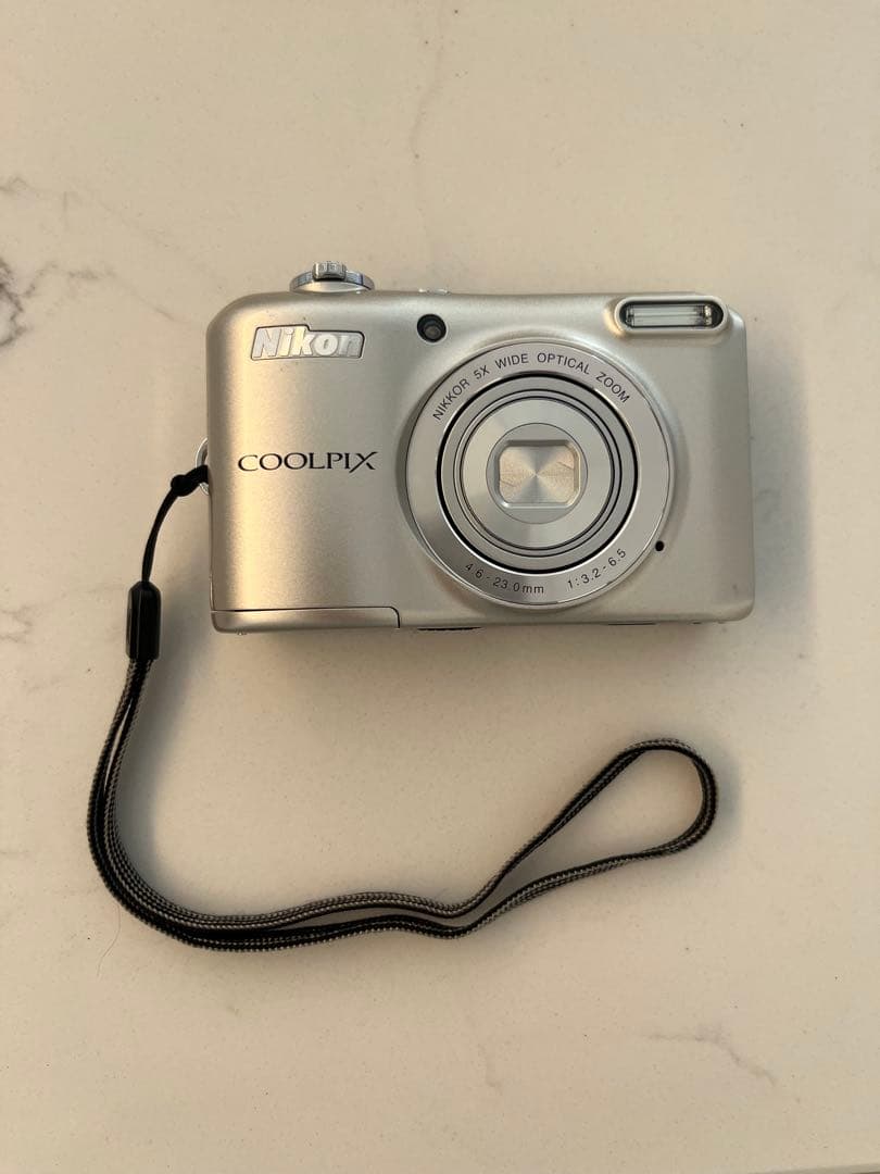 【動作確認済】Nikon COOLPIX L28 シルバー　コンデジ　デジカメ